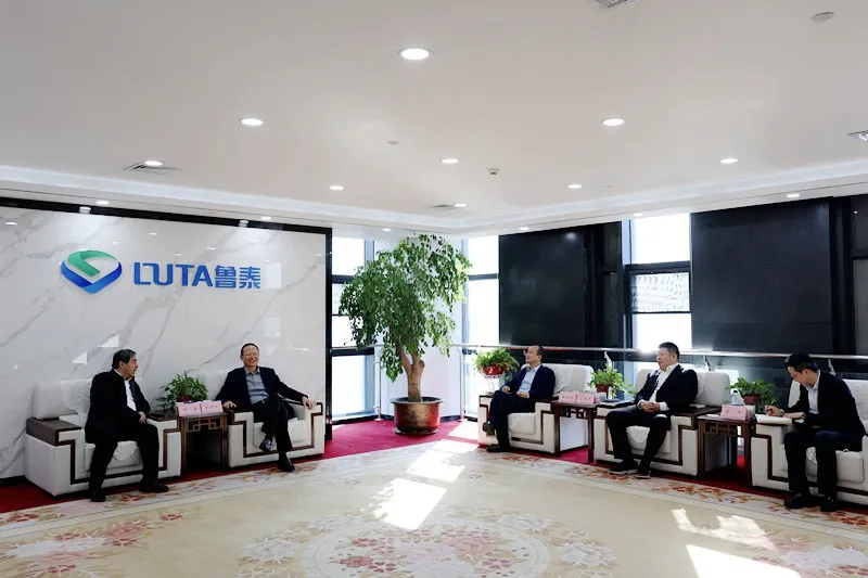 1764558722426401.jpg 1764558722426401.jpg